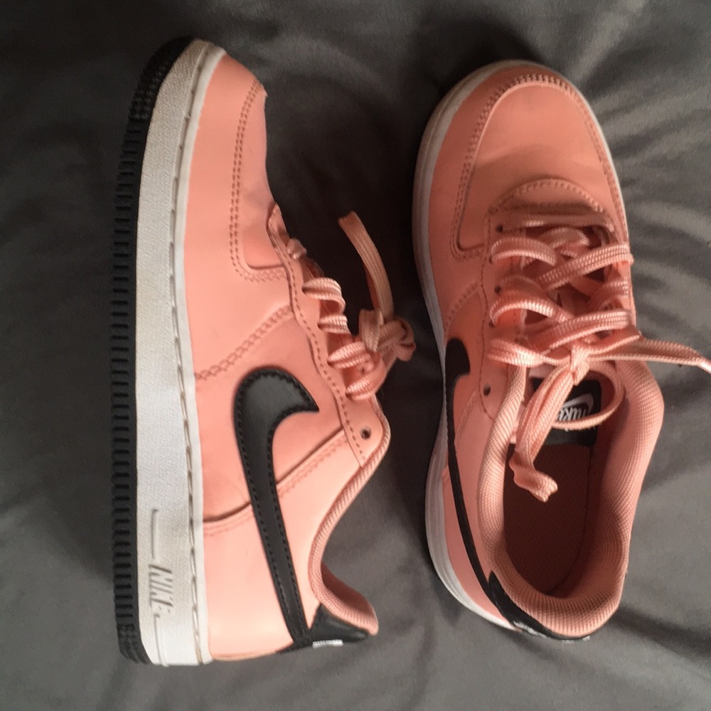 Girls Nike shoes size 12